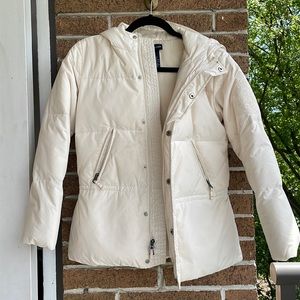 Ralph Lauren White Puffer Jacket (Youth L 12-14, also fits a Women’s 0-2)